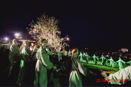 Понад 5 тисяч людей долучились до фестивалю «Купальські роси»