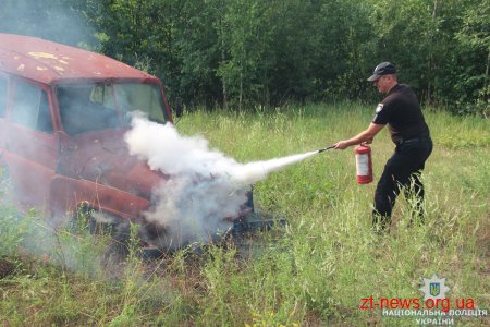 У Житомирі поліцейські вчилися гасити пожежі