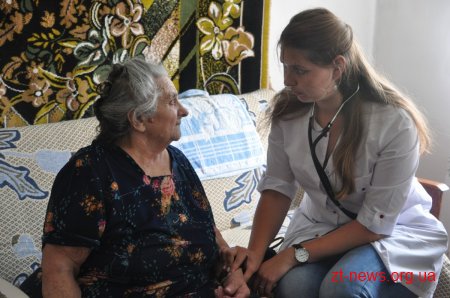 До Ігоря Гундича на "гарячу" лінію звернулась пенсіонерка з проханням допомогти їй з лікуванням
