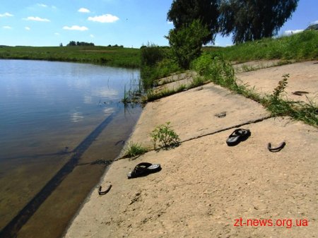 В Овруцькому районі на озері потонуло двоє дітей