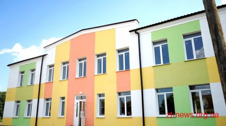 У Коростишеві завершують реконструкцію будинку дитячої творчості