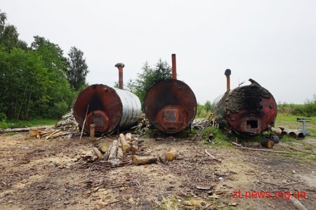 На Житомирщині продовжують перевіряти легальність підприємницької діяльності з випалювання вугілля