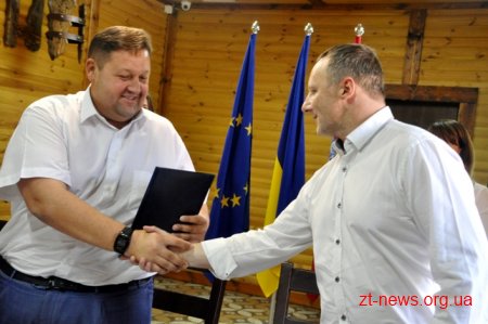 Ігор Гундич підписав два меморандуми про співпрацю з інвесторами