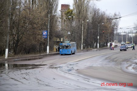 На вихідних тролейбуси не їздитимуть на Крошню