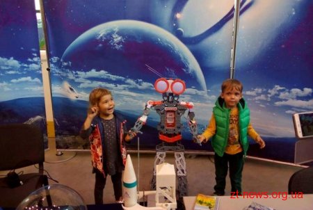 Музей космонавтики презентував власні можливості на Фестивалі науки, техніки та сучасних технологій