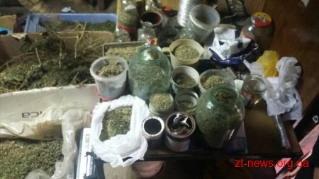 На Житомирщині прикордонники не допустили  розповсюдження наркотиків
