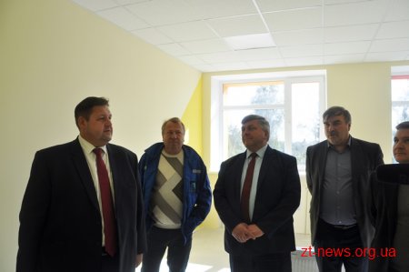 Ігор Гундич перевірив, як іде реконструкція 2 шкіл у Бердичівському районі