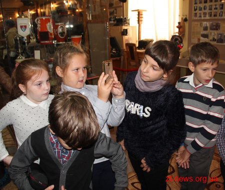Музей історії поліції Житомирщини приймає в гості школярів