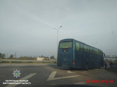 На трасі Київ - Чоп патрульні оштрафували водія автобуса за перевищення швидкості на 40 км/год