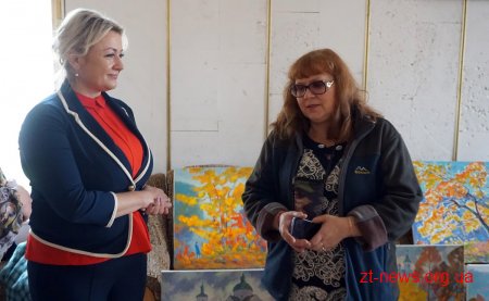 Художники пленеру «Осіння палітра Полісся» подарували ОДА 20 власних картин
