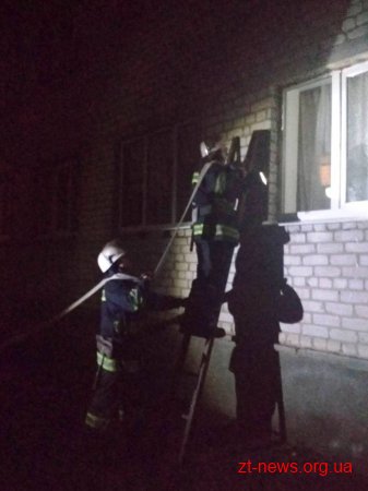 У Новограді-Волинському чоловік підпалив власний будинок і застрелився з рушниці