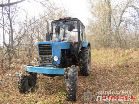 З території лісництва на Романівщині чоловік викрав трактор