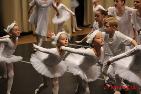 У Житомирі 500 танцюристів із різних країн змагаються за перемогу у міжнародному конкурсі