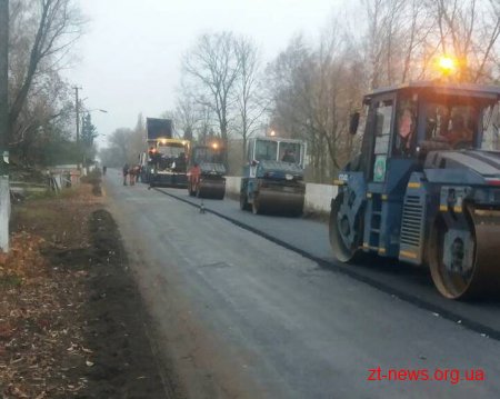 У Житомирській області дорожники продовжують ремонти доріг