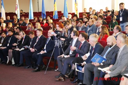 У Житомирі відбувся форум «Децентралізація: від об’єднання до розвитку»