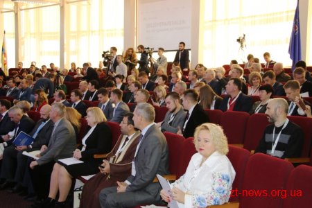У Житомирі відбувся форум «Децентралізація: від об’єднання до розвитку»