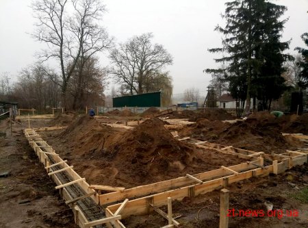 На Житомирщині розпочали будівництво перших 3 амбулаторій нового типу