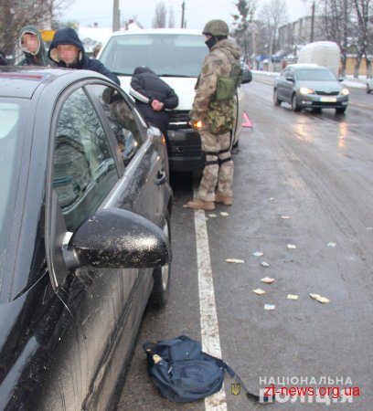 У центрі Житомира поліція затримала групу "домушників"