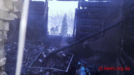 На пожежі у Новоград-Волинському районі загинуло двоє людей