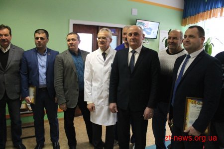 Володимир Ширма привітав маленьких пацієнтів обласної дитячої лікарні