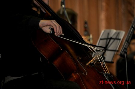 Житомирський гурт «Zerno» виступив з симфонічним оркестром музичного училища