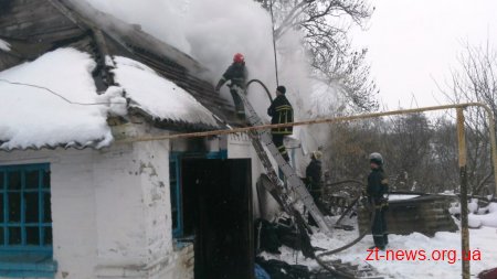 В Ружинському районі вогнеборці під час пожежі врятували чоловіка