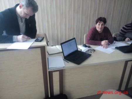 Новообрані депутати та голова Вчорайшенської ОТГ зібрались на першу сесію