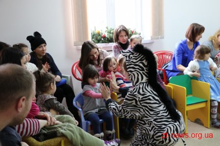 Солодкі подарунки до новорічних свят отримали вихованці Благодійного фонду «Місія в Україну»