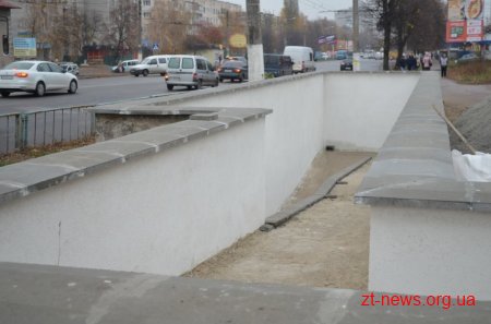 Реконструкцію пішохідного переходу на проспекті Миру у Житомирі закінчать у травні