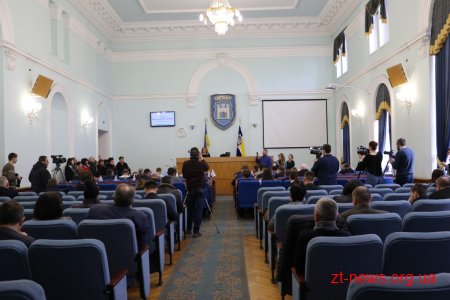 Депутати підтримали рішення про передачу двох однокімнатних квартир родинам військовослужбовців