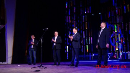 Геннадій Зубко та керівники області й міста привітали колектив театру ім. І. Кочерги із Міжнародним днем театру