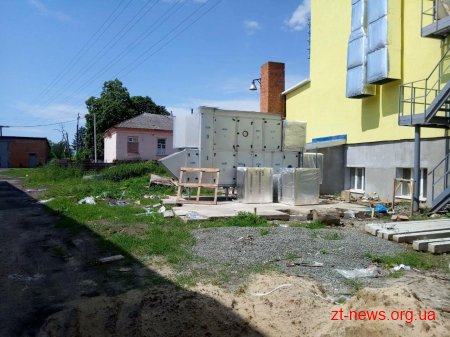 Продовжується реконструкція спортивного комплексу «Динамо» у Радомишлі