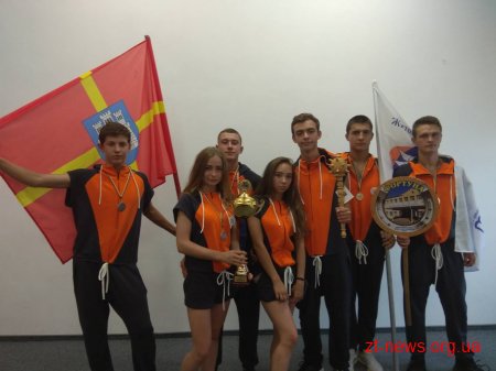 Команда Житомирської школи №17 взяла участь у XVIІ Всеукраїнських змаганнях юних рятувальників