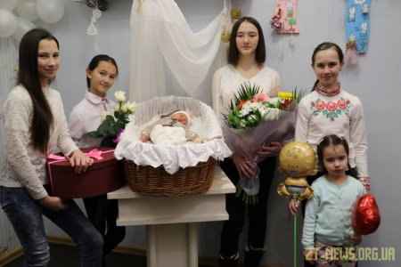 У Житомирі жінка народила 13 дитину