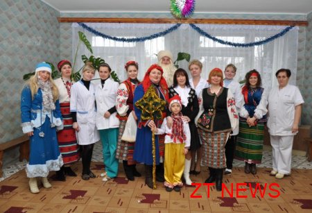 Святковий вертеп в обласних та районних лікарнях Житомирщини