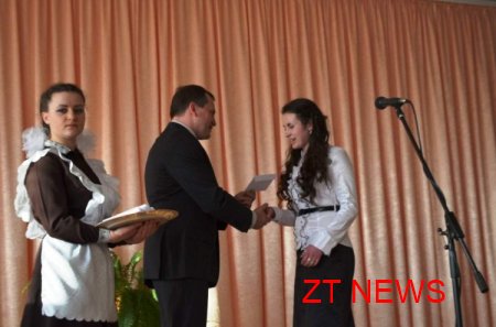 Вчора, на засіданні першого батьківського форуму міста Житомира було відзначено кращих учнів міста
