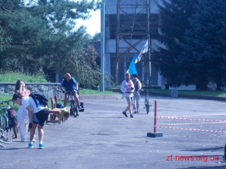 Вчора в Житомирі відбулися міські змагання з техніки велосипедної їзди