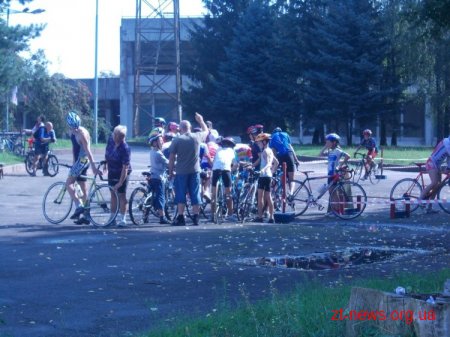 Вчора в Житомирі відбулися міські змагання з техніки велосипедної їзди