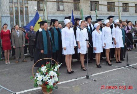 31 серпня керівники міста та області завітали до Житомирського інституту медсестринства на урочисту посвяту першокурсників