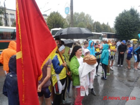 Всеукраїнська велоестафета «Спорт для всіх єднає Україну!» завітала до Житомира ВІДЕО