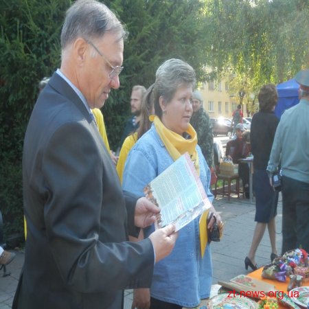 Міжнародний день туризму у Житомирі відзначили обласною туристичною виставковою-ярмарком "Житомирщина туристична-2012"