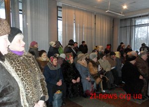 Більше півтори сотні безхатченків та малозабезпечених жителів Житомира скуштували Різдвяну кутю та інші святкові страви