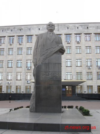 Пам`ятник Сергію Корольову