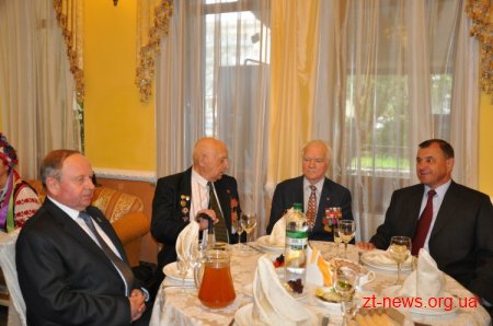 На Житомирщині відбулася зустріч ветеранів війни та праці з активом профспілок та керівництвом області