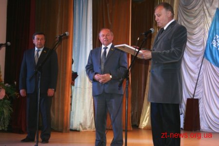 25 років Житомирське обласне відділення Дитячого фонду України відстоює інтереси та права юних