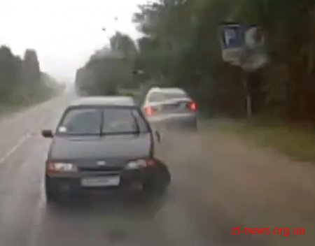 Лобове зіткнення 3 автомобілів поблизу Коростишева