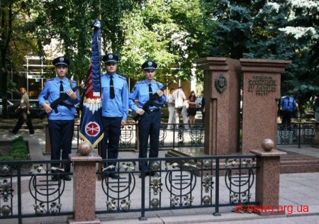 У Житомирі вшанували пам’ять правоохоронців, що загинули при виконанні службових обов’язків