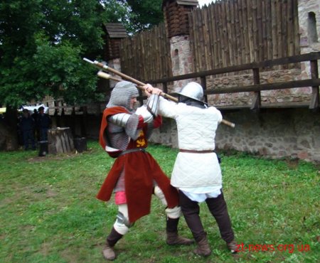 Житомирські та київські лицарі створили у Коростені острівець середньовіччя