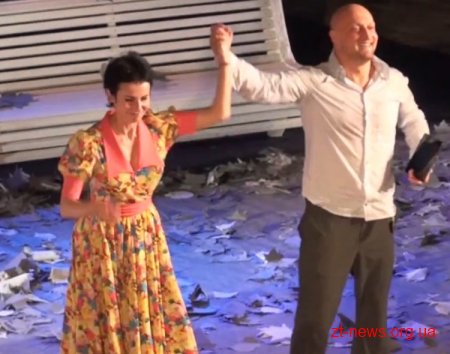 У драмтеатрі відбулася вистава "Лавка" за участю Гоші Куценко та Ірини Апексімової