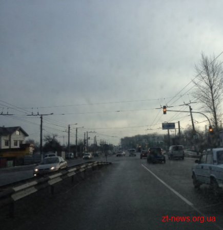 У Житомирі на "небезпечних" перехрестях не працюють світлофори